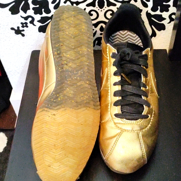 Nike Classic Cortez Metallic Gold Women's Size 9 - Picture 3 of 5